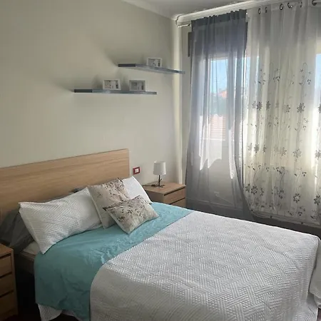 Piso Pineda Apartmán *